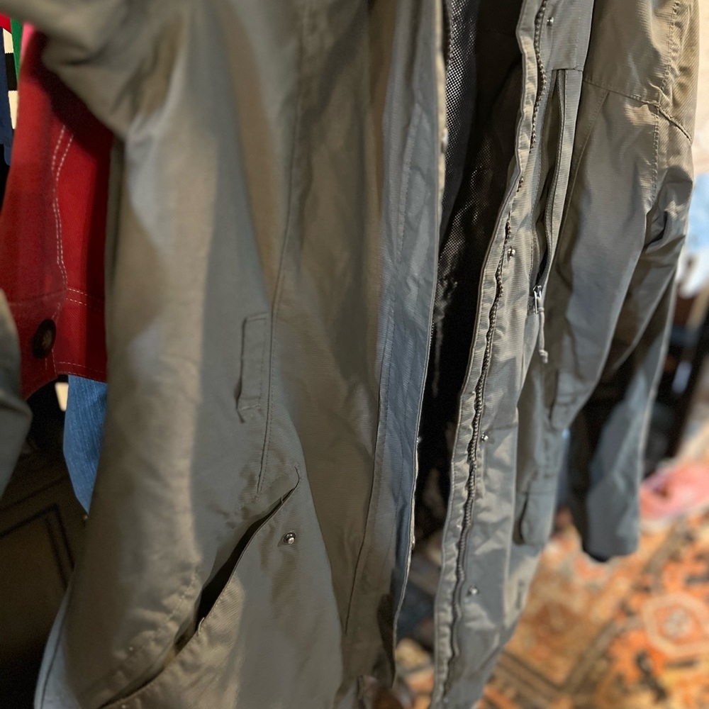 Colombia coat - Picture 12 of 12